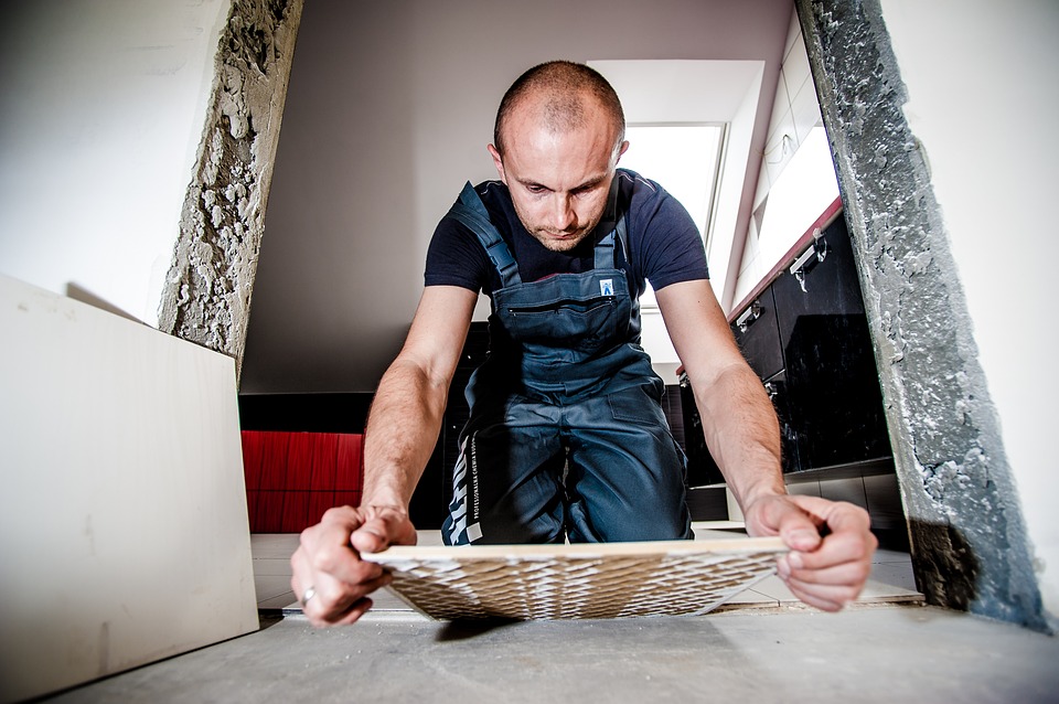 Although tile laying is not very complicated, it is necessary to prepare for it before starting work.